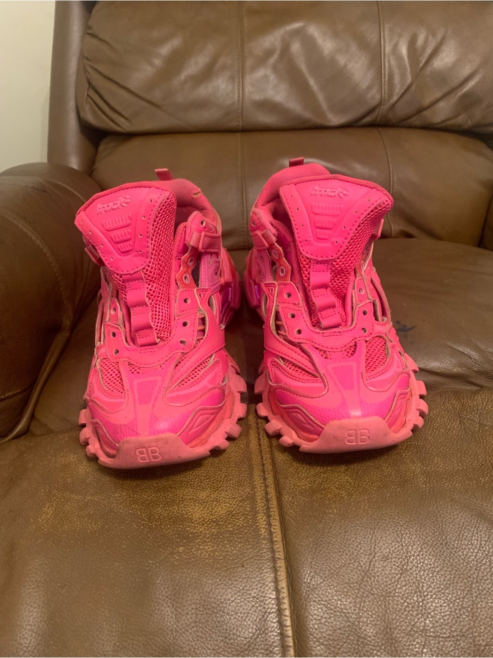 Balenciaga Neon Pink Women's Sneakers - Picture 3 of 4